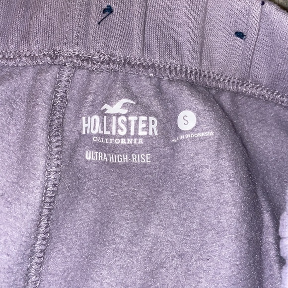 Hollister Ultra High Rise Dad Joggers - Picture 2 of 2